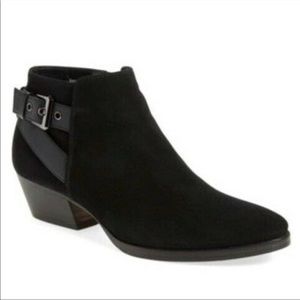 Aquatalia Black Suede Waterproof Farin Ankle Booties Boots Buckle Women Sz 6.5